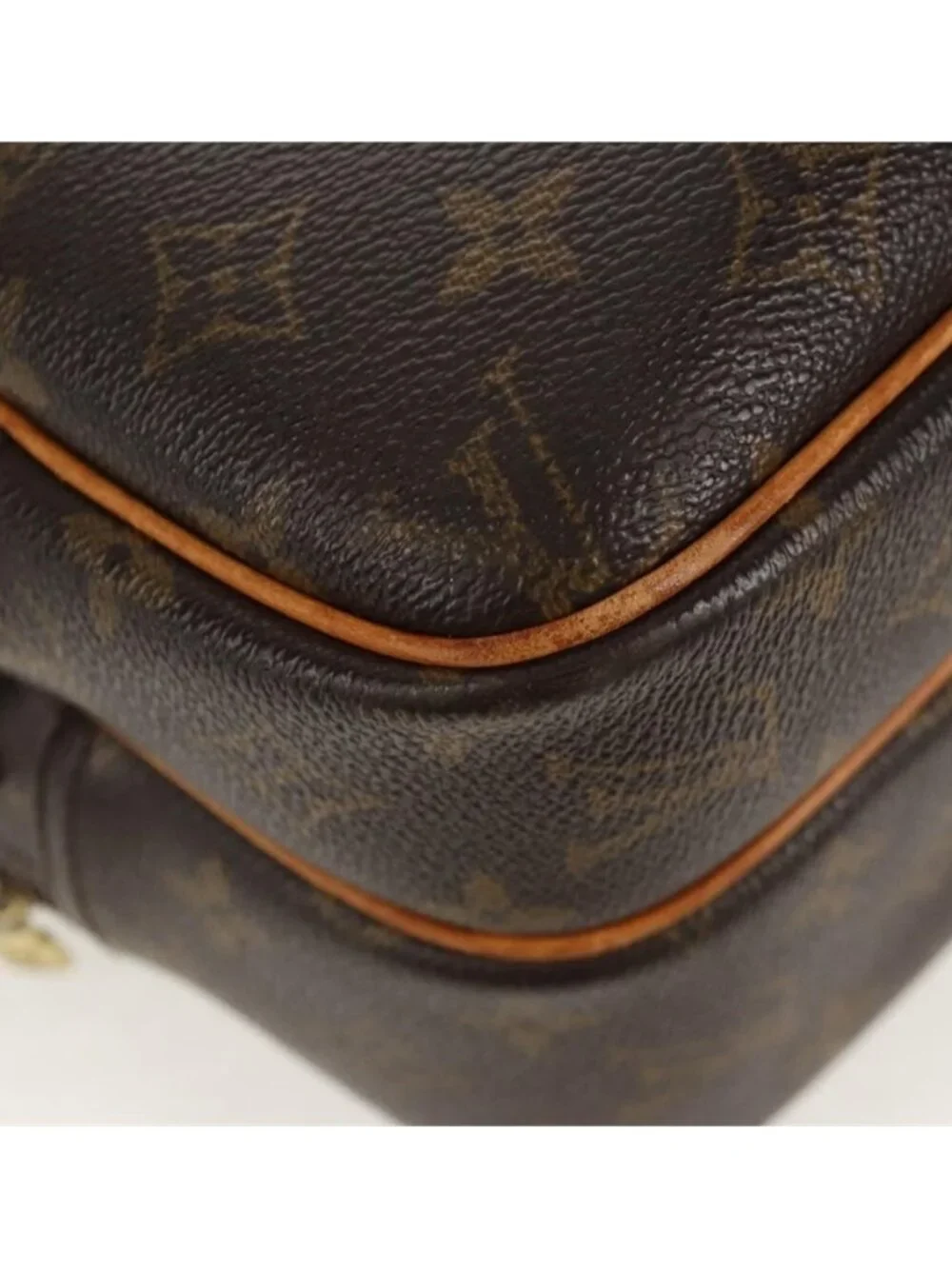 Louis Vuitton pre owned